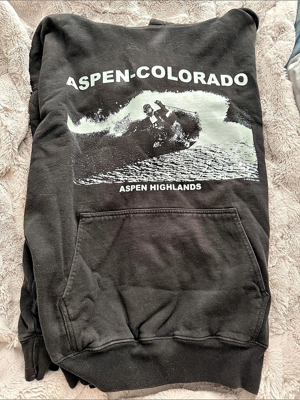 Brandy Melville Christy Aspen Colorado Hoodie Black